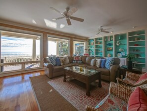 TV, ping pong - 8 Night Harbour (Hilton Head Island)