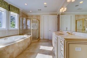 Shower - 9 Cat Boat (Hilton Head Island)