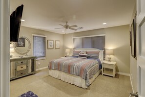 4 bedrooms, free WiFi, bed sheets