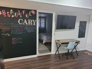 4 bedrooms, in-room safe, iron/ironing board, WiFi