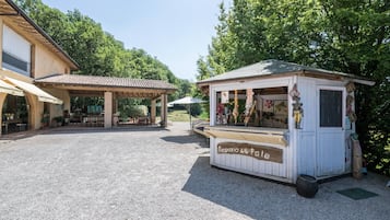 住宿地面