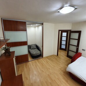 1 bedroom, iron/ironing board, WiFi, bed sheets