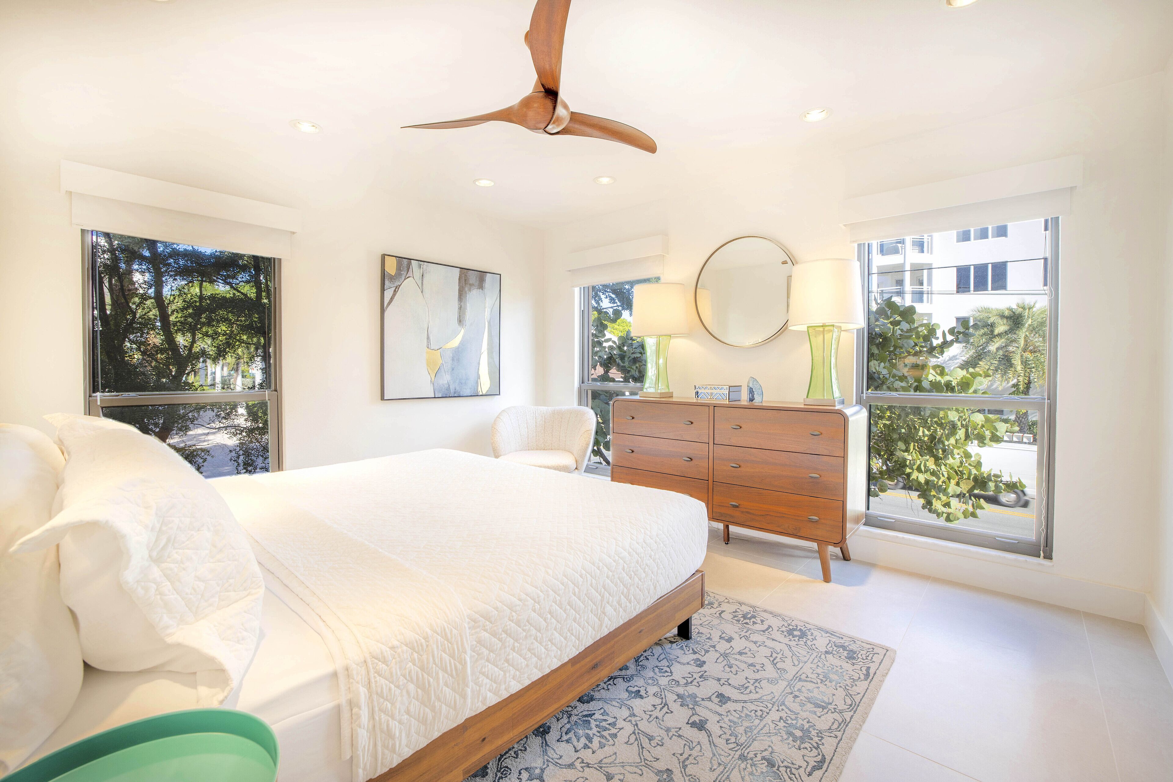 Siesta Dreams 6BR - Two large 3BR Units, Ocean-views, 100% Private.