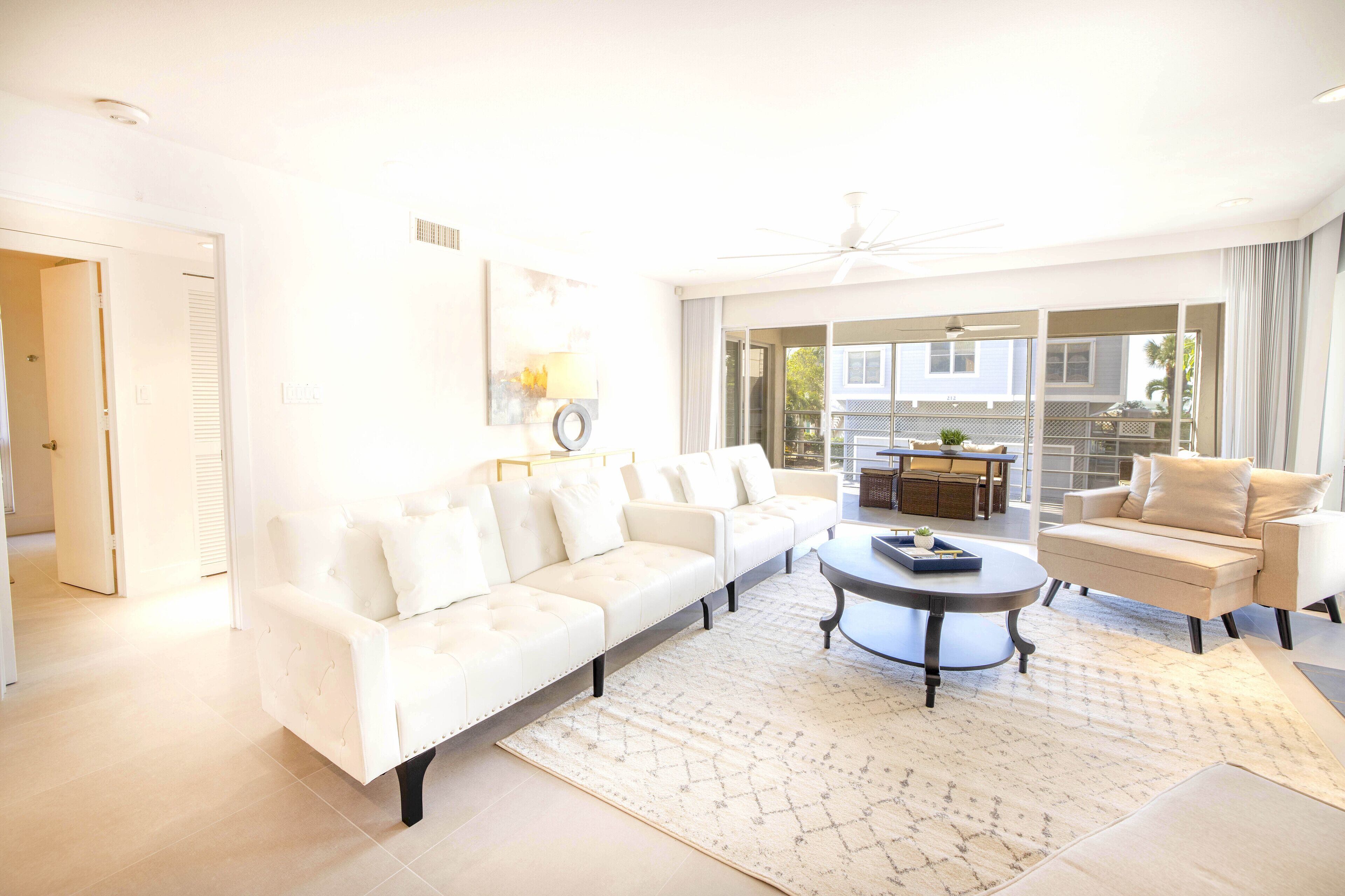 Siesta Dreams 6BR - Two large 3BR Units, Ocean-views, 100% Private.