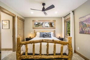 3 makuuhuonetta, silitysrauta/-lauta, vauvan matkasänky, Wi-Fi