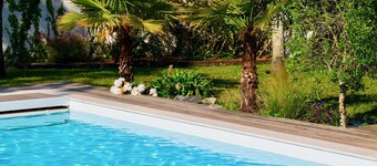 Very comfortable villa with heated pool between ocean, bay and lake