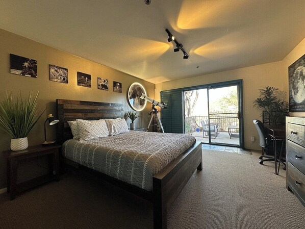 1 bedroom, desk, iron/ironing board, free WiFi - Lunar Outpost Suite @ Starr Pass Resort (Tucson)