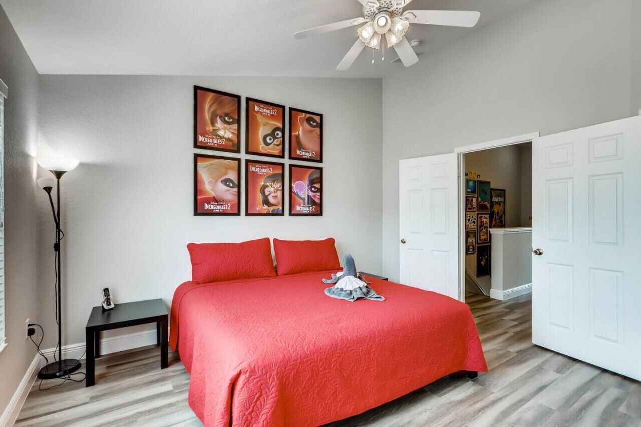 3 bedrooms, desk, travel crib, free WiFi