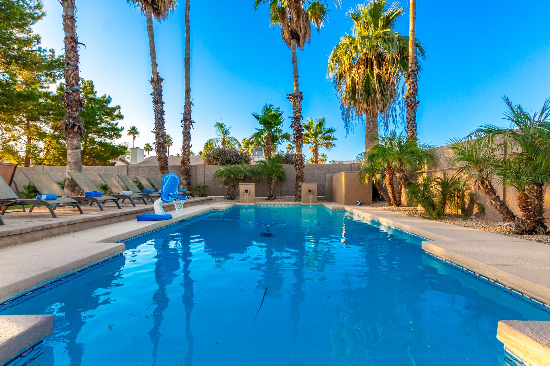 6BR Million Plus Estate in Best Location ❤️ Heated Pool-Spa-Amazing Estate Yard