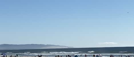 Una spiaggia nelle vicinanze