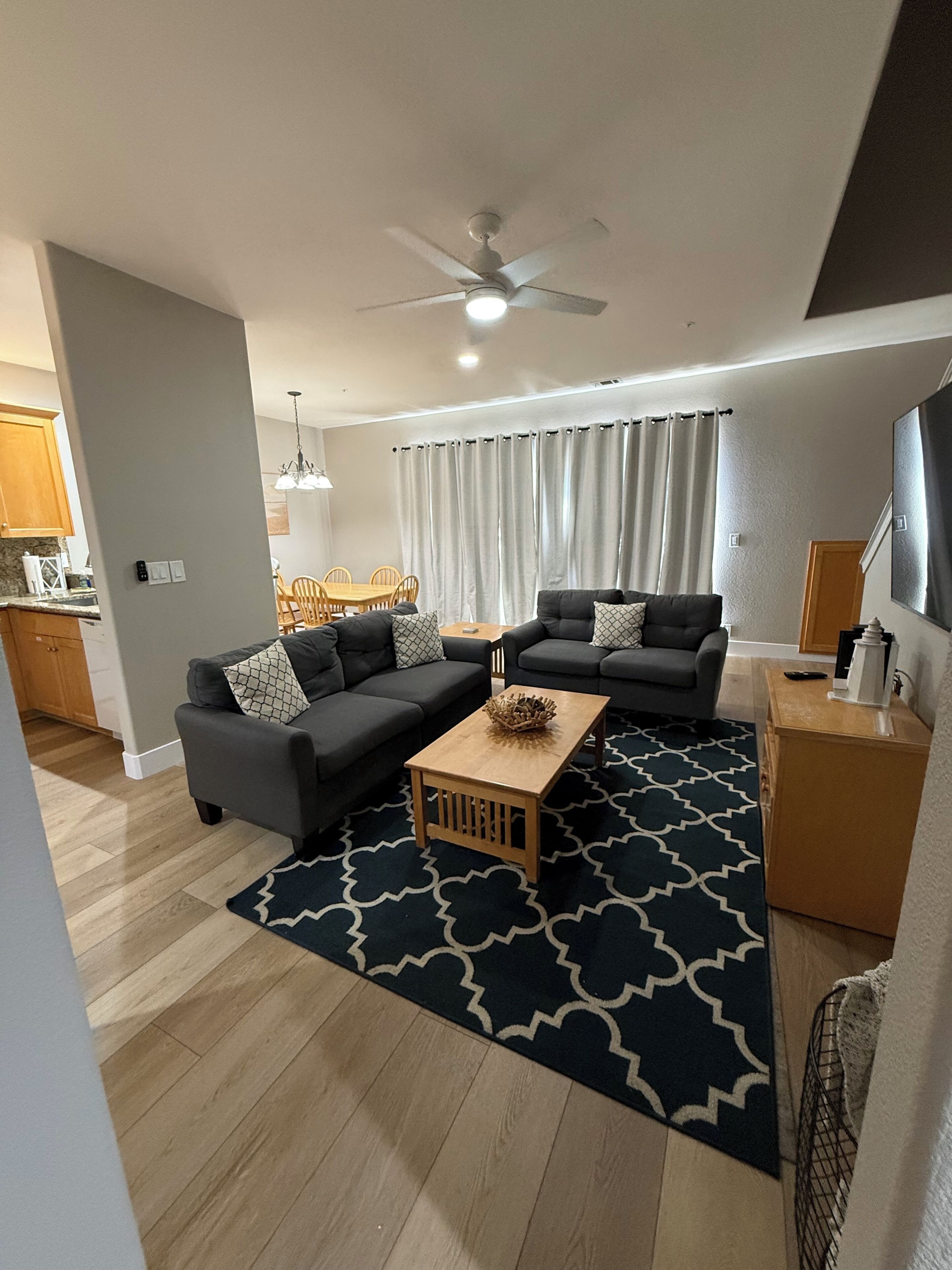 Smart TV, DVD player, books