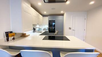 Fridge, microwave, dishwasher