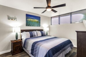 2 bedrooms, iron/ironing board, free WiFi, bed sheets - Maui Parkshore 414, Beautiful Remodel, Center Cut Top Floor, Amazing Ocean Views (Kihei)