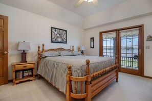4 bedrooms, free WiFi, bed sheets
