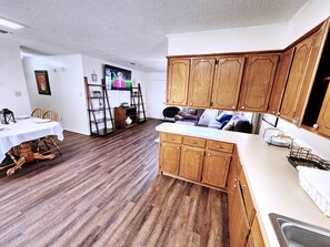 Interior - Charming Cottage Apartment with all amenities (Idabel)