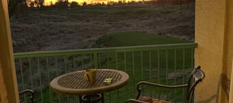 Near lots of restaurants ,shopping and on superstition springs golf couse