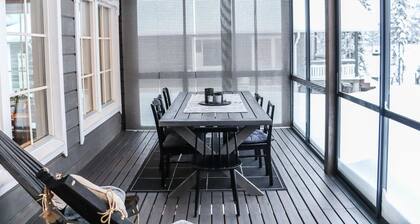 Aurinko-saaga 2 paritalo lasiterassihuon by Interhome