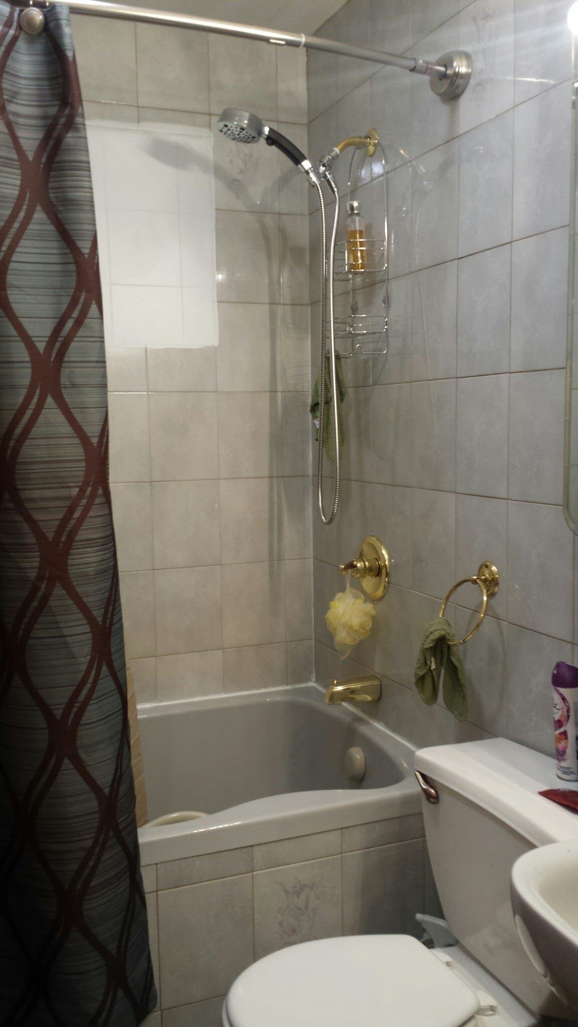 Comfy two bedroom space in quiet neighborhood