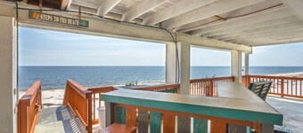 AWESOME VIEW... On Private Gulf of Mexico Beach... Majestic Views 🐢🌴🌞
