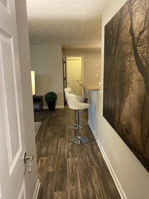 Interior - Genesis 2BR/2BA near Truist Park  (Atlanta)