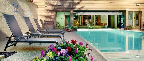 Indoor pool, outdoor pool