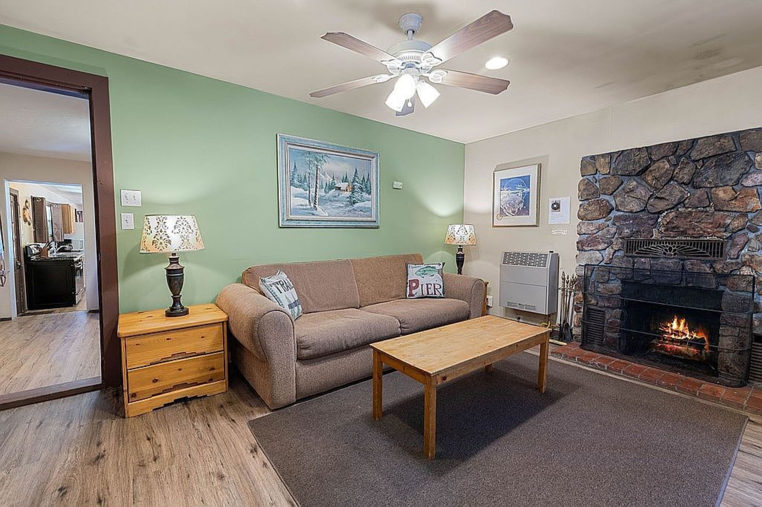 Grey Fox Studio  Pet Friendly Adjacent to Cottage 1