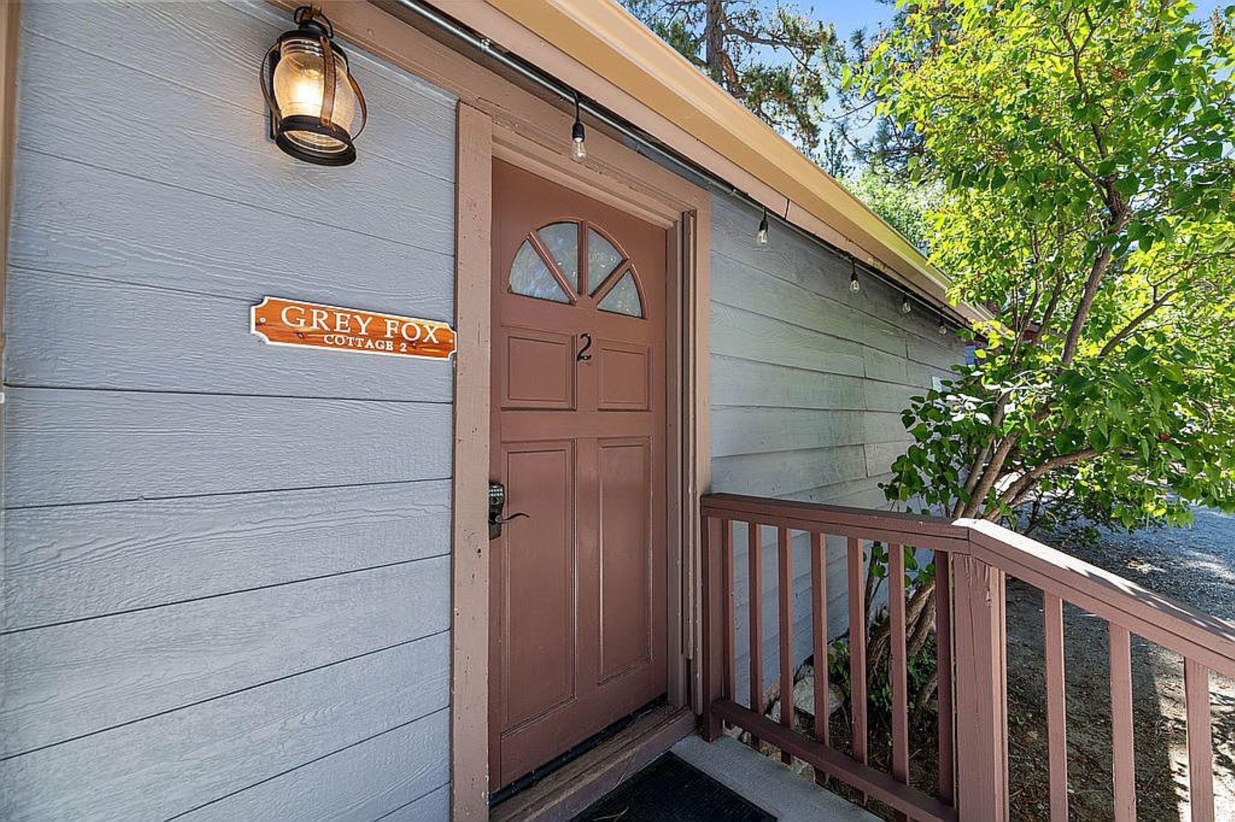 Grey Fox Studio  Pet Friendly Adjacent to Cottage 1