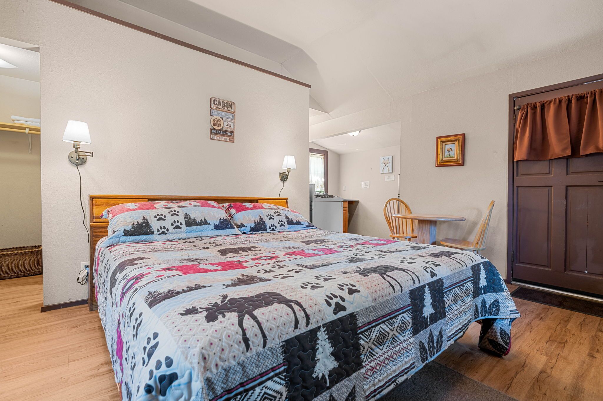 Kit Fox Studio Pet Friendly Perfect Location