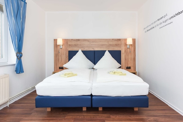 1 habitación y ropa de cama 