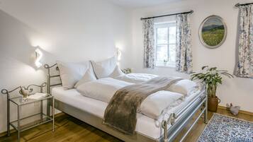 1 bedroom, iron/ironing board, travel crib, free WiFi