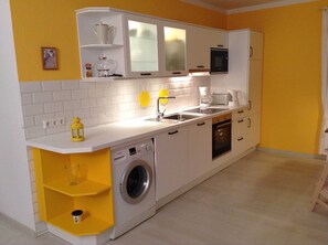 Fridge, microwave, oven, dishwasher