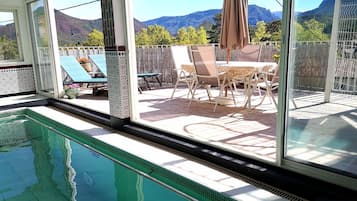 Piscina coberta i piscina climatitzada