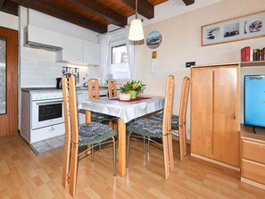 Fridge, oven, dishwasher, high chair - Ferienhaus Leuchtturm (Esens)