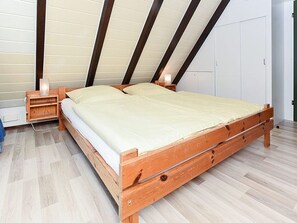 3 slaapkamers, reisbedje, wifi