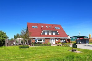 Imagen sin descripción, 3 de 16, botón