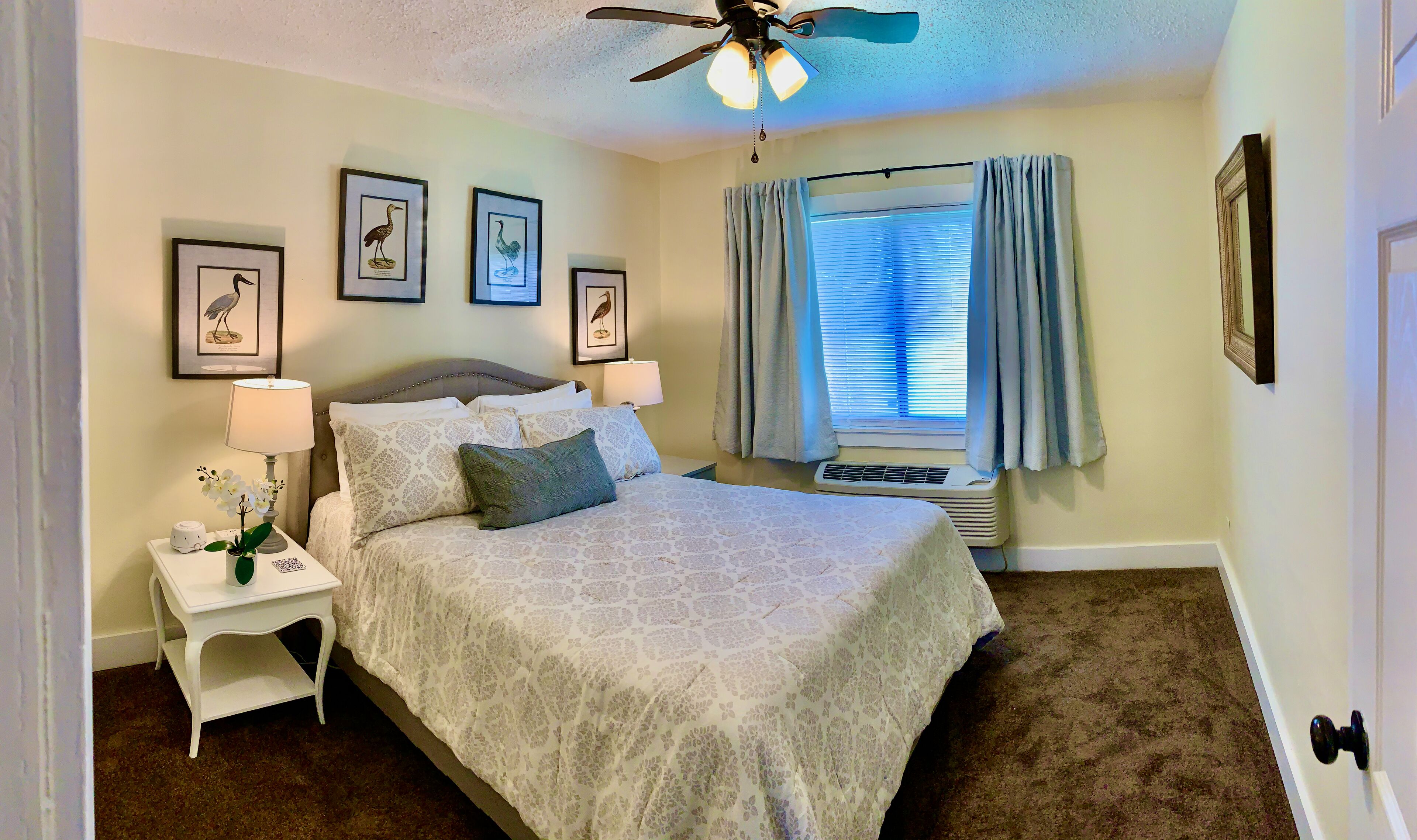 Comfortable & Clean 2-Bedroom Apartment in Midtown