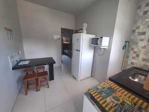 Junior-Apartment, 1 Schlafzimmer, Küche, Bergblick | Eigene Küche | Mikrowelle, Ofen, Herdplatte, Mixer