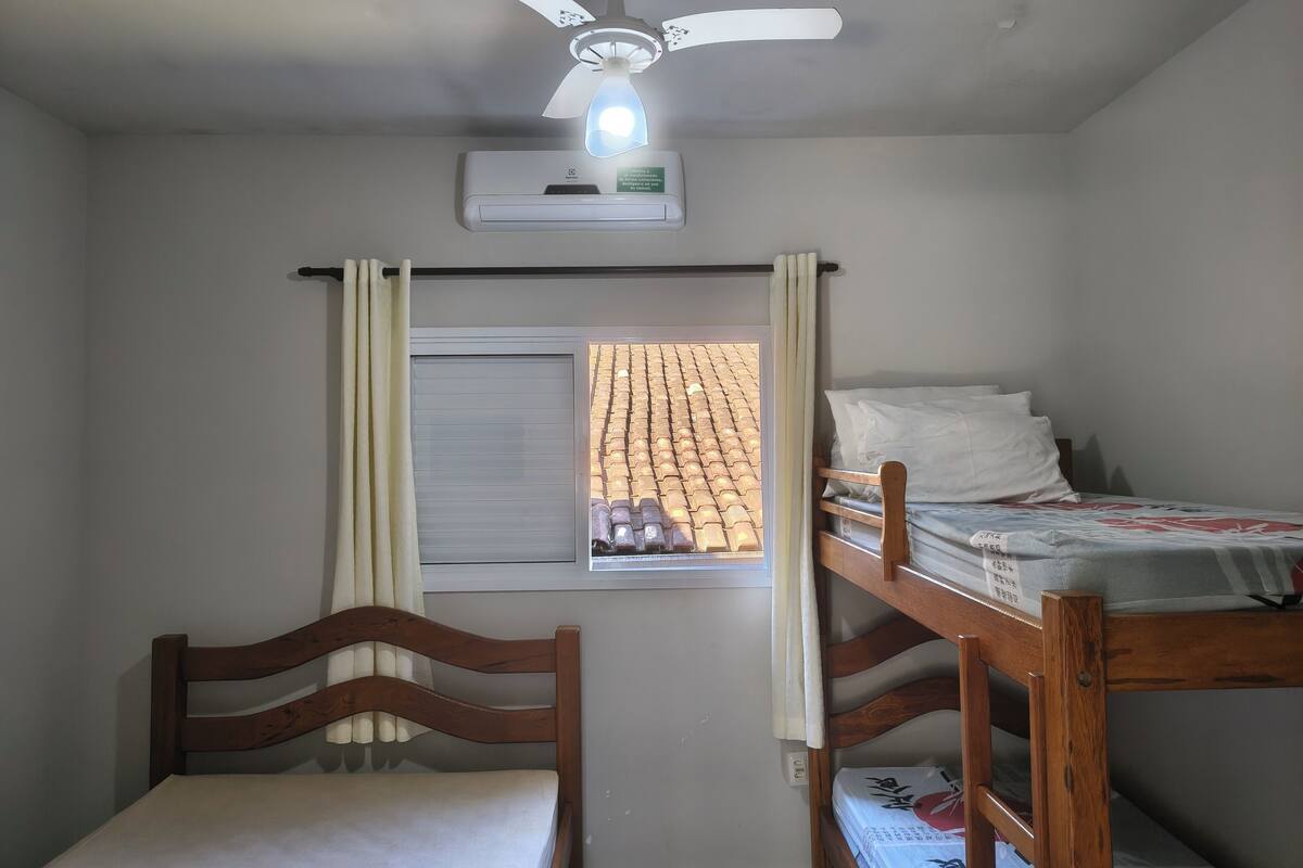 Junior-Apartment, 1 Schlafzimmer, Küche, Bergblick | 1 Schlafzimmer, kostenloses WLAN