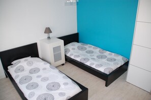 2 Schlafzimmer, Bügeleisen/Bügelbrett, Reisekinderbett, kostenloses WLAN