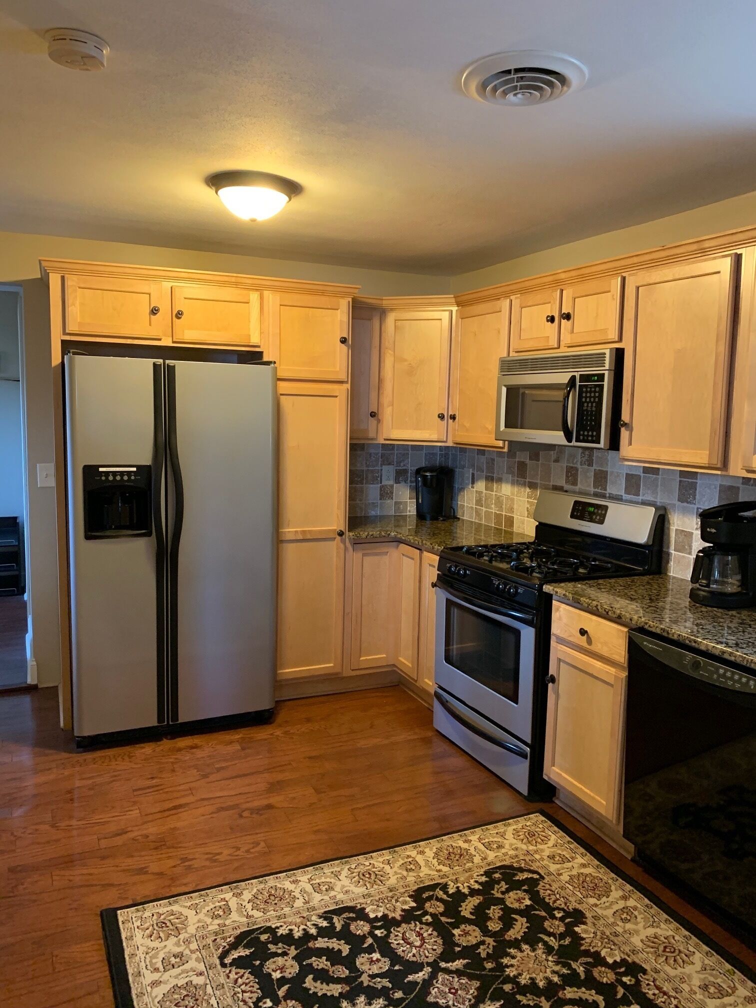 Outstanding Vacation Home Rental on Owasco Lake!!