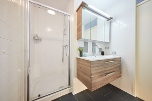 Shower, soap