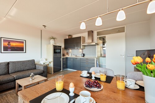 Apartment Amelanderoase 83 in the Amelander Paradijs