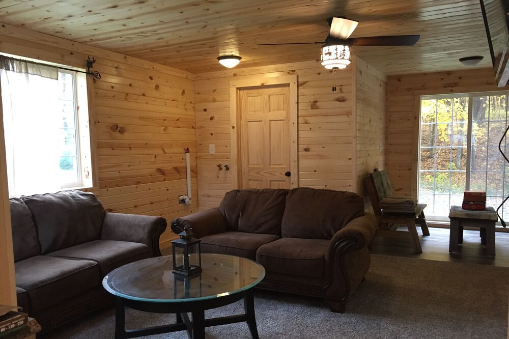Cabin getaway in Luck blocks from Big Butternut Lake and golf course