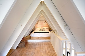 2 quartos, berço de viagem, Wi-Fi de cortesia, roupa de cama