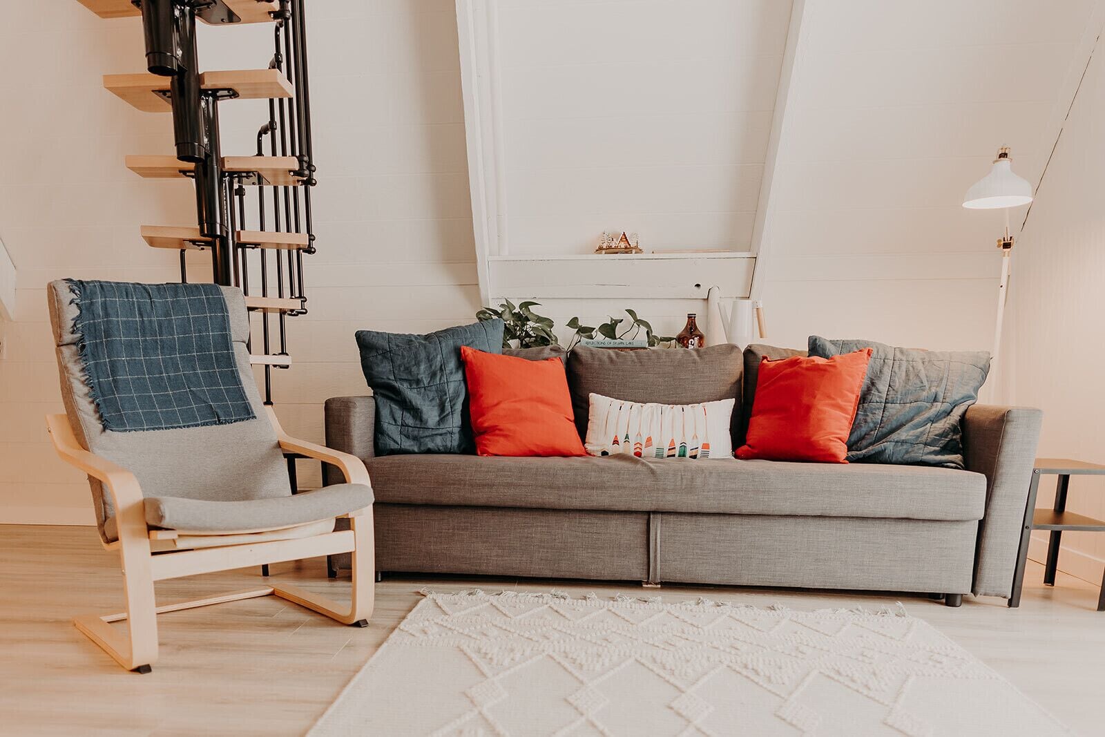TV, fireplace, books, music library