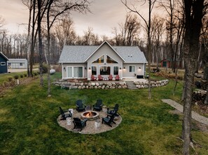 Terrace/patio - Welcome to Bearfeet Retreat on Adney Lake - Crosby Minnesota (Crosby)