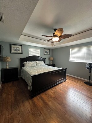 3 habitaciones, cuna de viaje, wifi y ropa de cama 