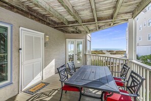 Outdoor dining - End Unit Oceanfront Condo w/ Views from all Rooms (Isle of Palms)