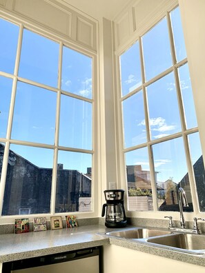 Interior - 2-bdrm. king balcony suite, cont'l breakfast one block from Fr Quarter and Frenchmen. Sleeps 6 (New Orleans)