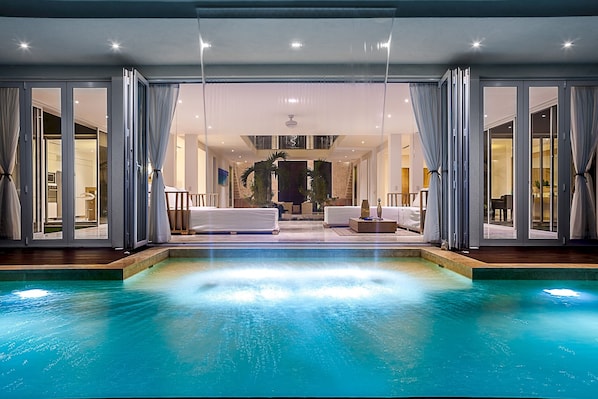 Piscina all'aperto